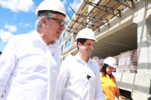 MINISTRO ALEXANDRE PADILHA VISITA OBRA DO HOSPITAL DA CRIANÇA