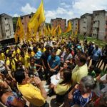 ANTONIO CAMPOS FAZ CARREATA EM OLINDA