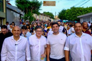 KAIO MANIÇOBA PARTICIPA DO ENCERRAMENTO DAS FESTIVIDADES DE SANTO AMARO EM TAQUARITINGA DO NORTE